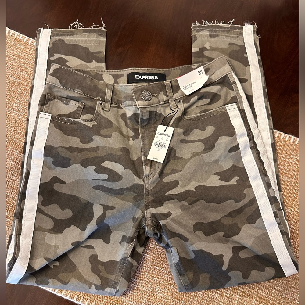 NWT Express Ankle Legging High Rise Size 2s